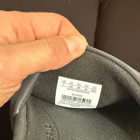 Lululemon Black Casual Slide Sandals - Picture 4 of 5